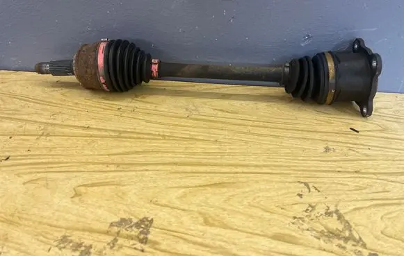 Suzuki Grand Vitara II Front driveshaft