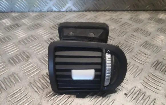 Dashboard air vent grill cover trim
