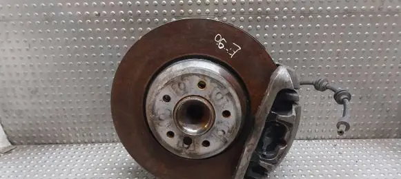 BMW 1 E81 E87 Front wheel hub 6764443