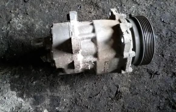 Audi A3 S3 8L Air conditioning (A/C) compressor (pump) 1J0820803A