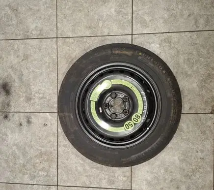 Mercedes-Benz C W204 R12 spare wheel A2044000302