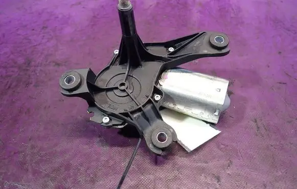 Opel Corsa C Rear window wiper motor
