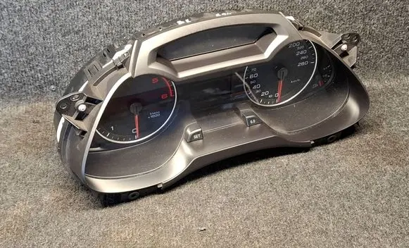 Audi A4 S4 B8 8K Speedometer (instrument cluster) 8K0920930D