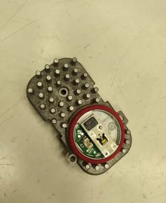 BMW X3 F25 LED ballast control module 1305715084