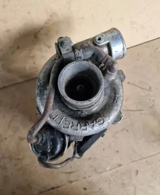 Volkswagen Golf V Turbo 068145702 PD0125