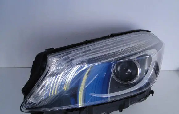 Mercedes-Benz A W176 Headlight/headlamp A1768201161