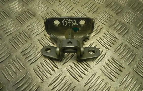 KIA Optima Front door upper hinge T5732