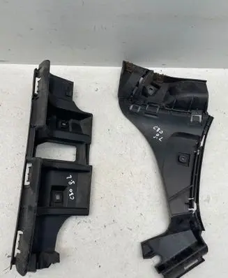 Volvo C30 Rear bumper mounting bracket 30655937