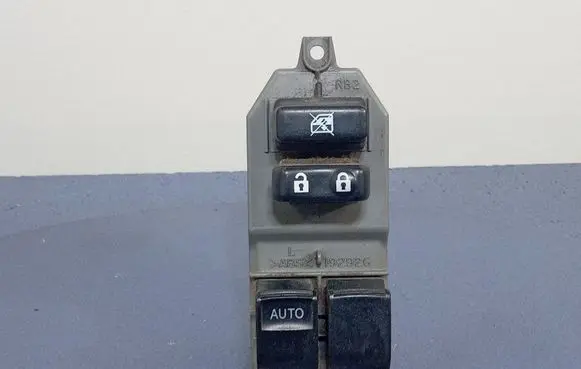 Electric window control switch