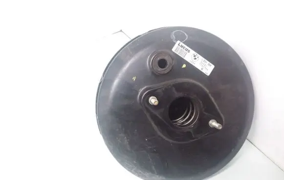 BMW 7 E38 Brake booster 1161744