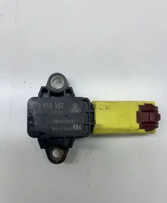 Audi A3 S3 A3 Sportback 8P Airbag deployment crash/impact sensor 8P0955557