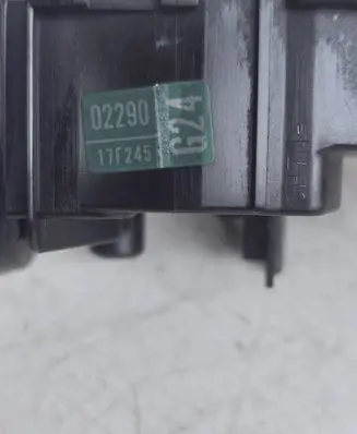 Toyota Auris 150 Light switch 02290 17F245