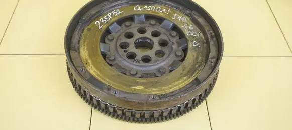 Nissan Qashqai Dual mass flywheel R9M405