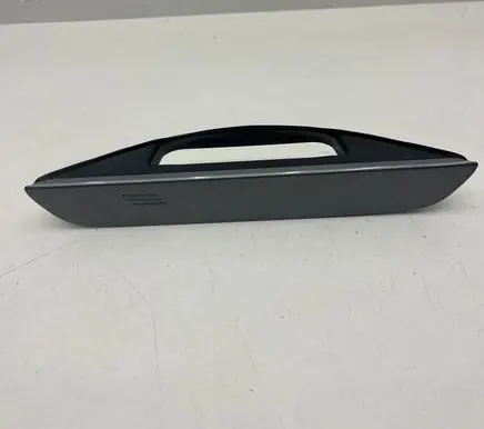BMW i4 Front interior roof grab handle 13936220009 0559410624 5a87515