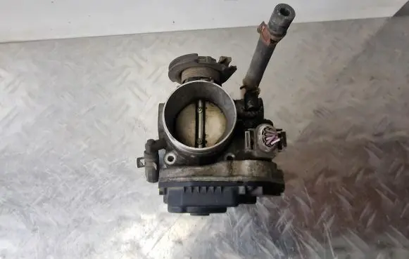 Skoda Octavia Mk1 (1U) Throttle valve 06A133064H