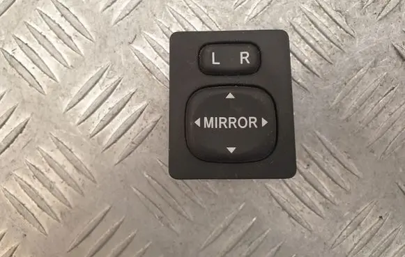 Toyota Avensis Verso Wing mirror switch 769746B 183574