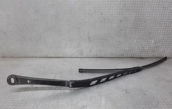 BMW 5 E60 E61 Windshield/front glass wiper blade 