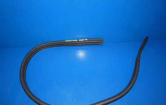 Volvo V60 Engine compartment rubber
