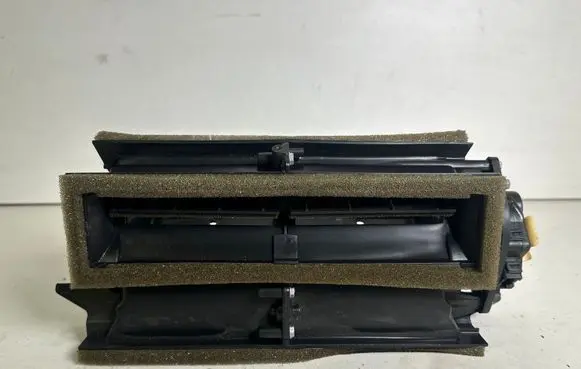 Ford Mustang V Cabin air micro filter frame (part) VPAR3H19740AA