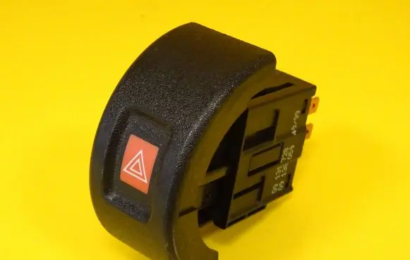 Opel Astra G Hazard light switch 09131728 09138059
