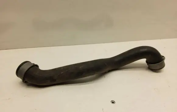 Mercedes-Benz C W204 Engine coolant pipe/hose A2045013982