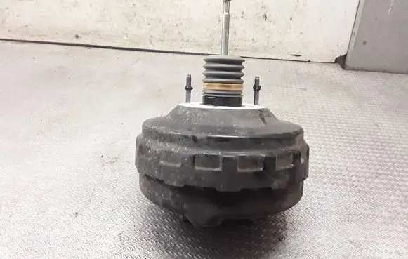 Opel Insignia A Brake booster 13228183