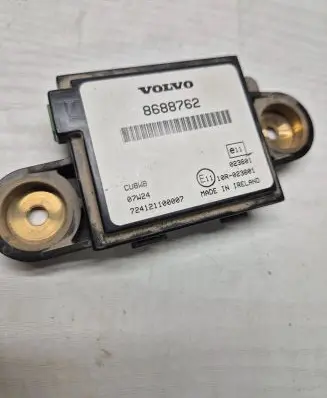 Volvo V70 Alarm relay 8688762 10R023601 724121100007