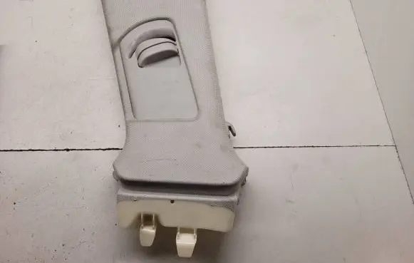 (B) pillar trim (top)