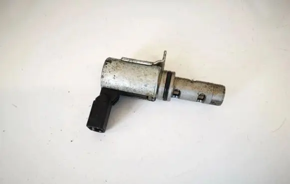 Skoda Yeti (5L) Camshaft vanos timing valve 03c906455a