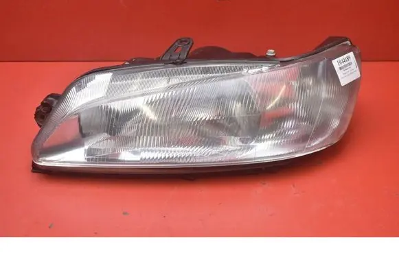 Mercedes-Benz 306 Headlight/headlamp 