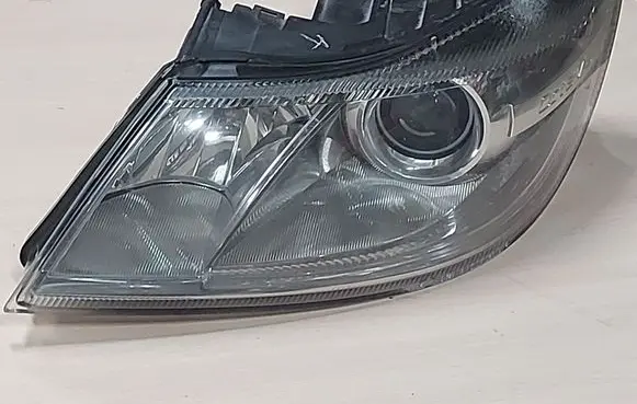 Skoda Octavia Mk2 (1Z) Headlight/headlamp 1Z1941015F