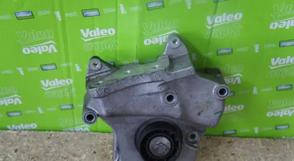 Fiat Croma Engine mounting bracket