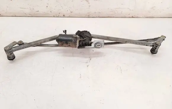 Volkswagen Transporter - Caravelle T4 Front wiper linkage and motor 0390241163 701955113B