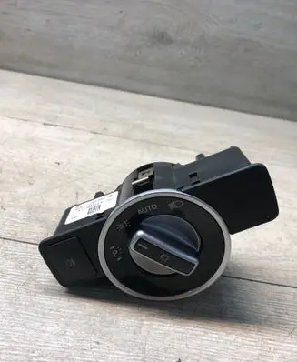 Mercedes-Benz E W212 Light switch A2129050551 10091531 9107E