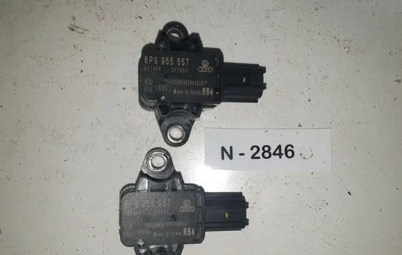 Audi A4 S4 B7 8E 8H Airbag deployment crash/impact sensor 8P0955557