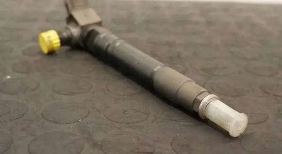 Toyota Land Cruiser (J150) Fuel injector 2367011010