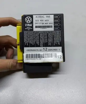 Volkswagen PASSAT B6 Airbag control unit/module 3C0909605F