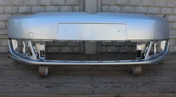 Volkswagen Touran II Front bumper 1T0807221M