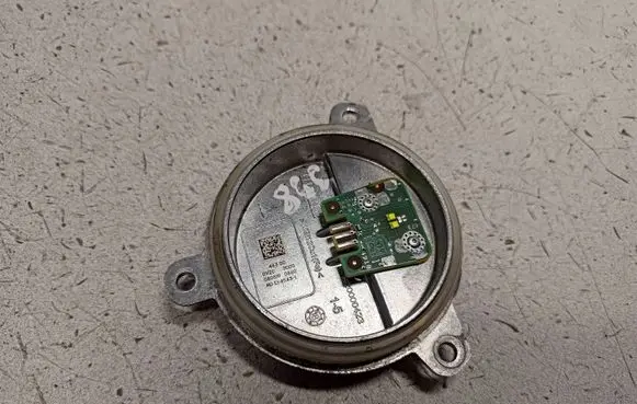BMW 3 G20 G21 LED ballast control module 63118496133