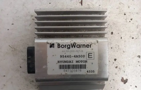 Hyundai Terracan Gearbox control unit/module 954404a500