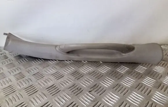 Jeep Cherokee III KJ (A) pillar trim 5GM92TRMA