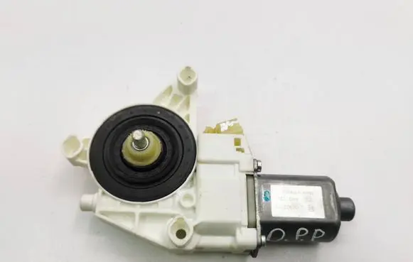 Mercedes-Benz ML W164 Front door window regulator motor A2518200842 997081101