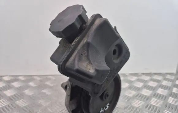 Power steering pump