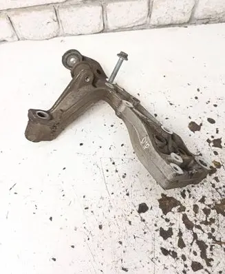 Volkswagen Golf Plus Front lower control arm/wishbone 1K0199296E