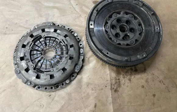 BMW 3 E90 E91 Clutch set kit 7594442
