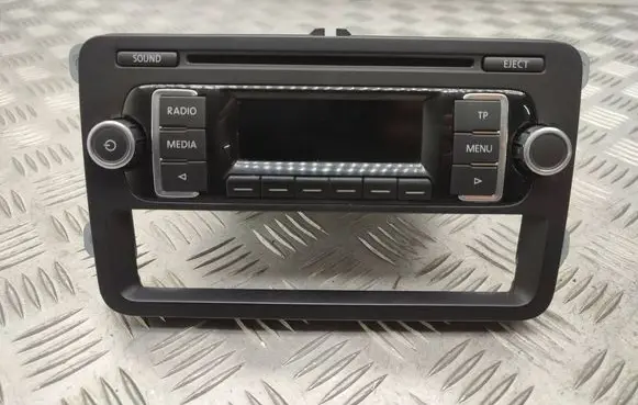 Volkswagen Transporter - Caravelle T5 Radio/CD/DVD/GPS head unit 7E0035156B