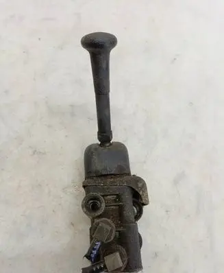 Mercedes-Benz Vario Hand brake release handle 9617221640