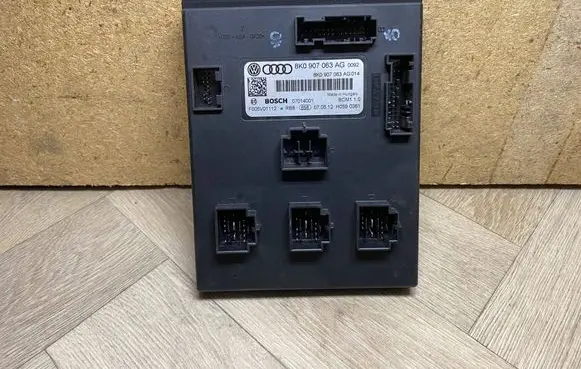 Audi A4 S4 B8 8K Comfort/convenience module 8K0907063AG 07014001