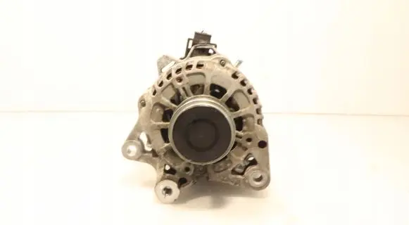 Hyundai i30 Generator/alternator 37300-07400