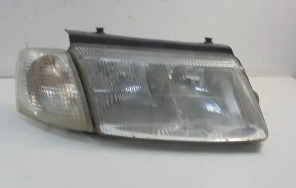 Volkswagen PASSAT B5 Headlight/headlamp 084411125R